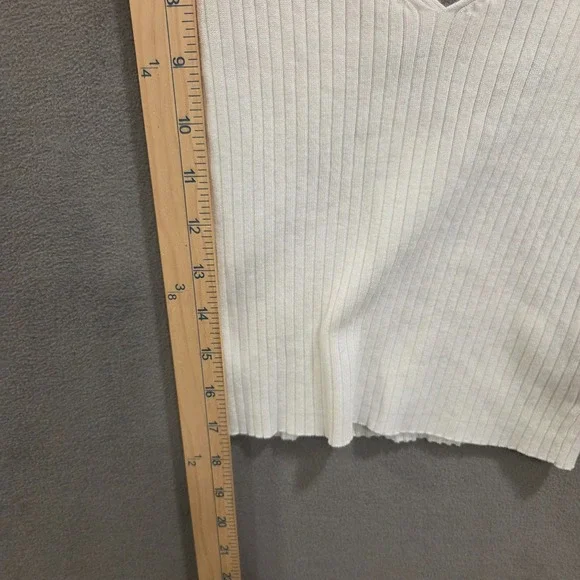 Divided White Ribbed Crop Top Women's Size Small Casual Festival Beach Summer - Picture 6 of 6